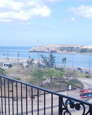 location-privacy-and-economy-old-havana